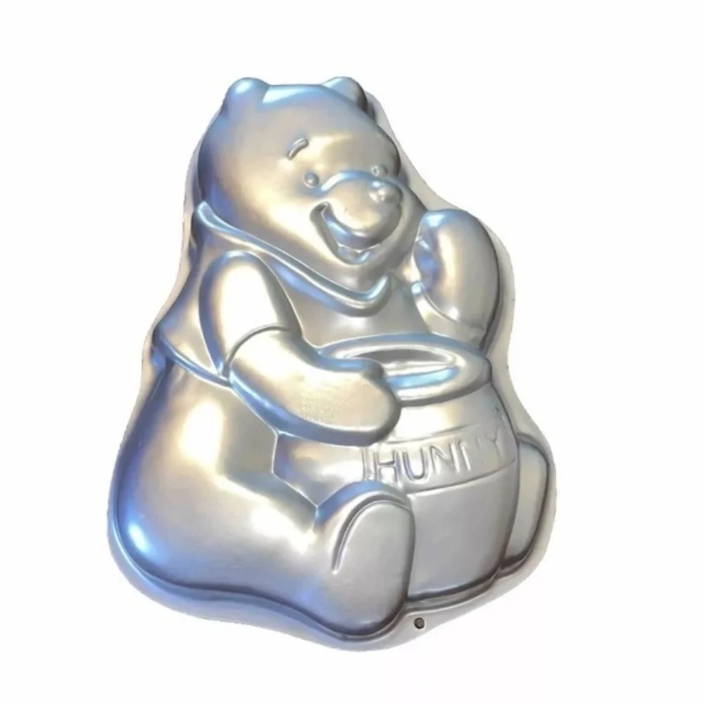 Vintage Wilton Disney Winnie the Pooh Cake Pan 2105-3000 Retired 1995